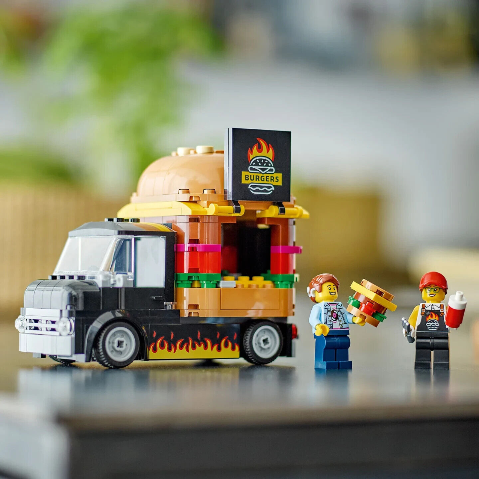 LEGO CITY | NEW | Burger Truck (60404) Brand New AU Wide Free Postage.