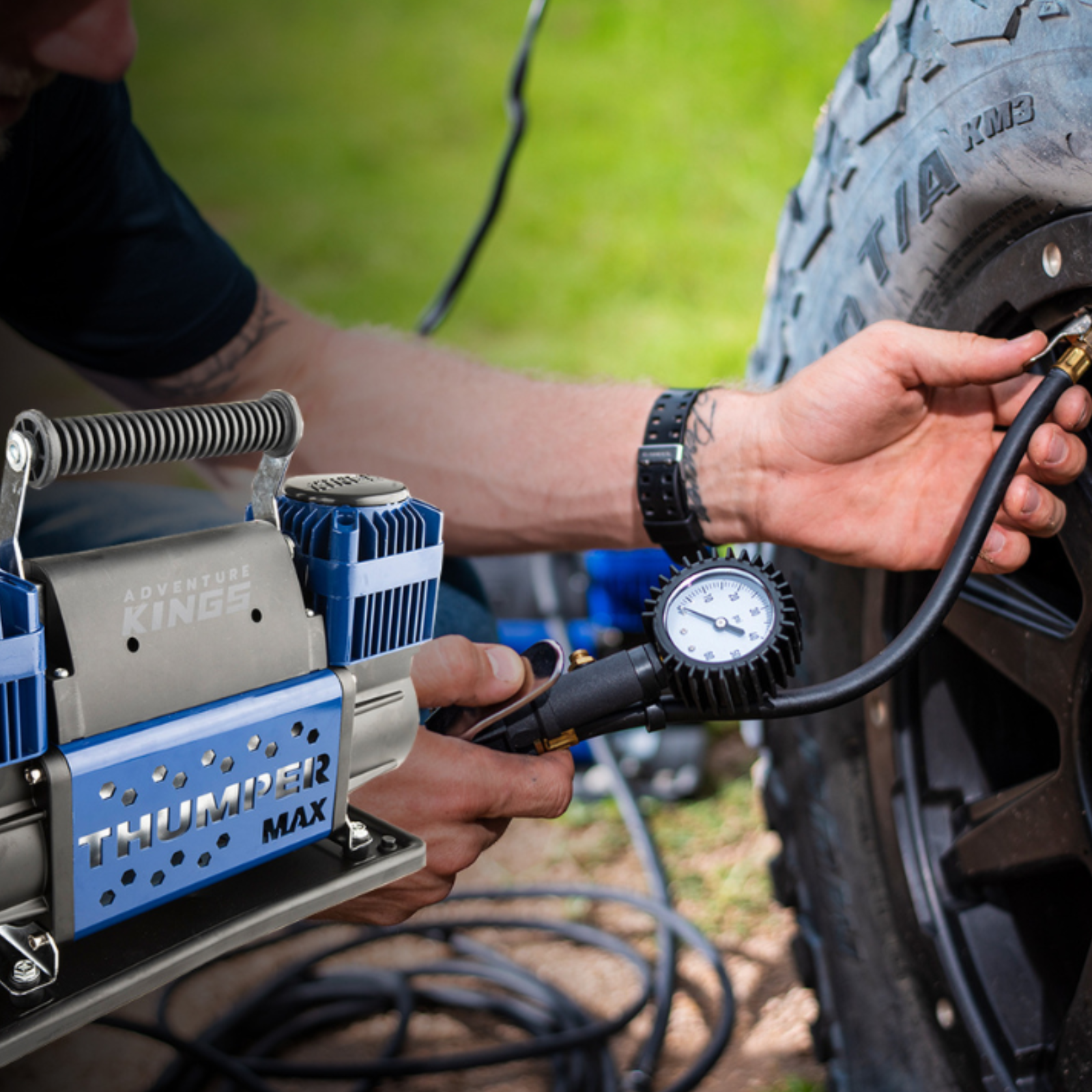 Compressor tyre inflator shop gauge